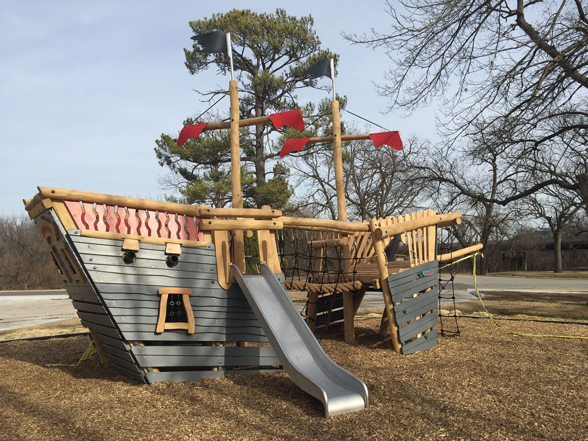 Barco pirata para juegos al aire libre (4)