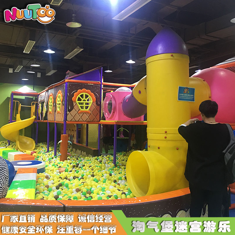 Parque infantil Naughty Fort Indoor Serie Naughty Fortune LE-TQ006